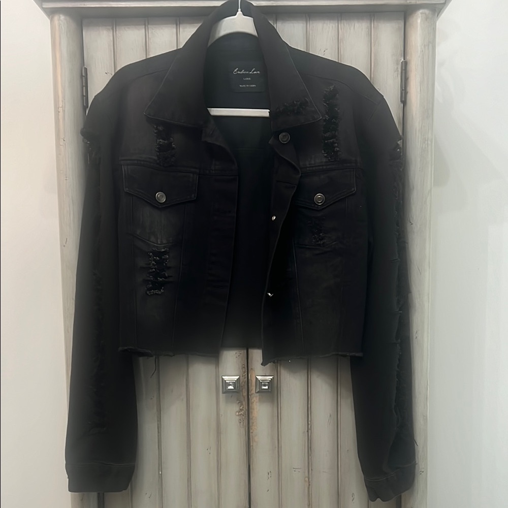 Black Distressed Cropped Jean Jacket